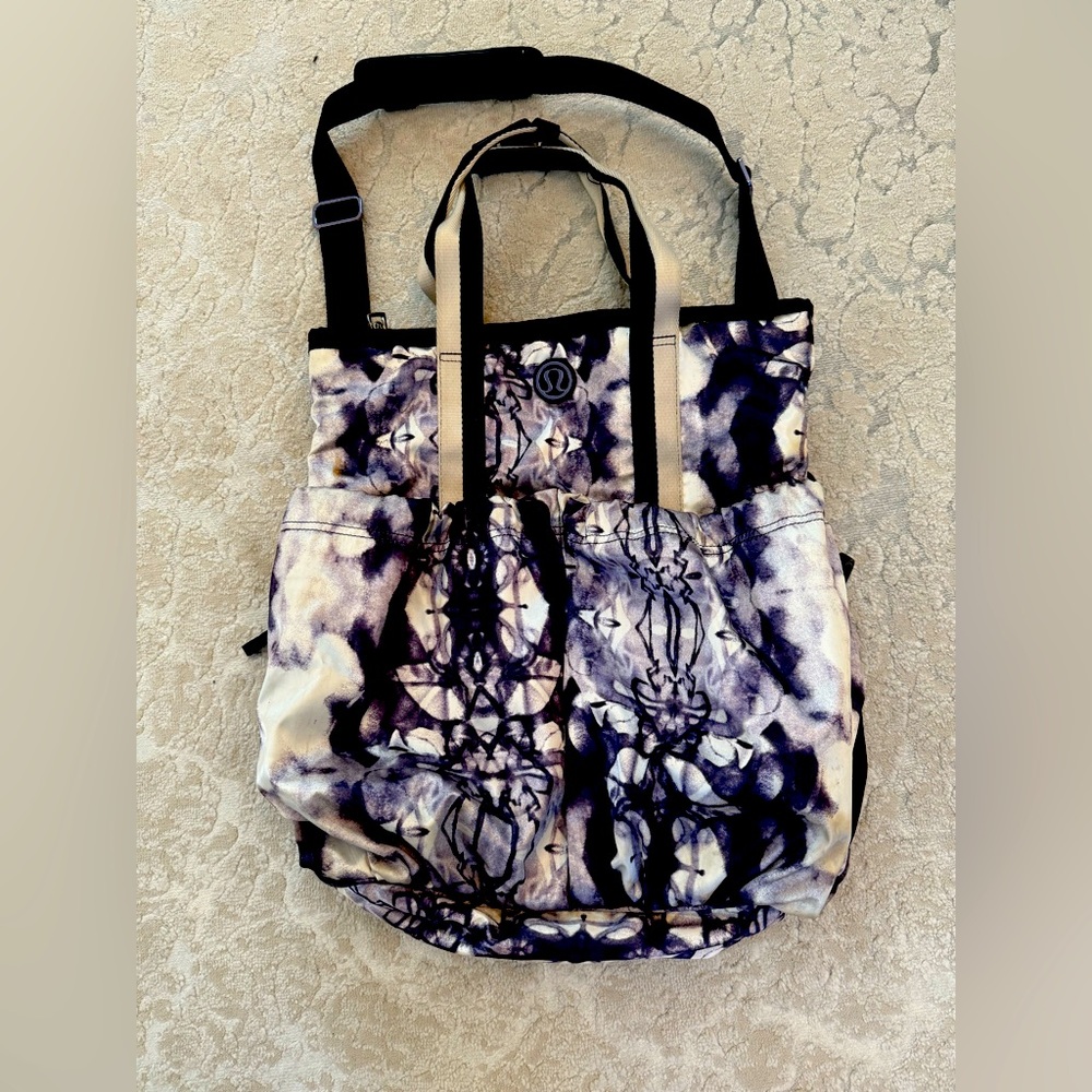 lululemon athletica Black and Purple Patterned Tote